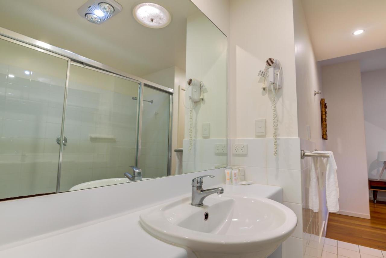 Mobys Beachside Retreat Блуис-Бич Экстерьер фото