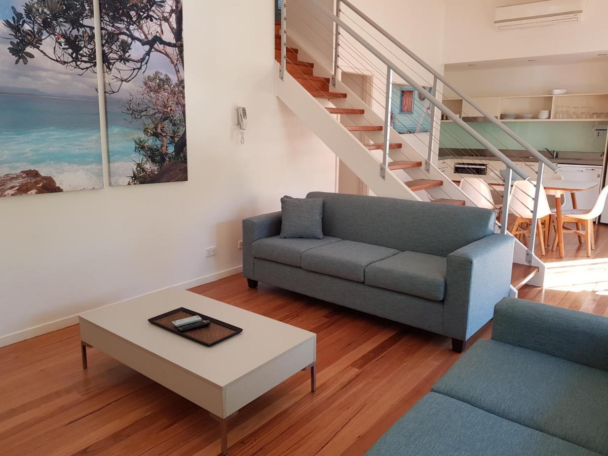 Mobys Beachside Retreat Блуис-Бич Экстерьер фото
