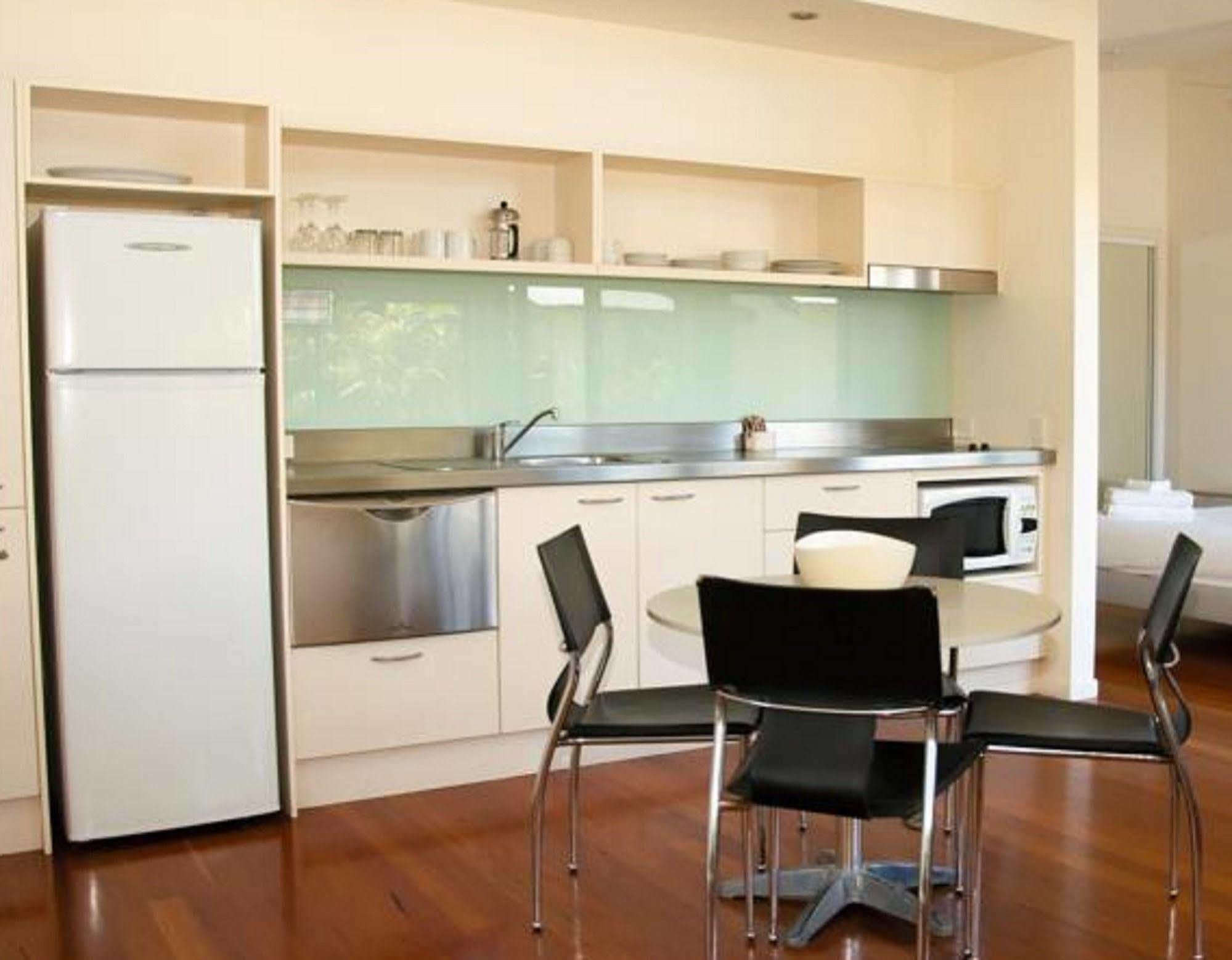 Mobys Beachside Retreat Блуис-Бич Экстерьер фото