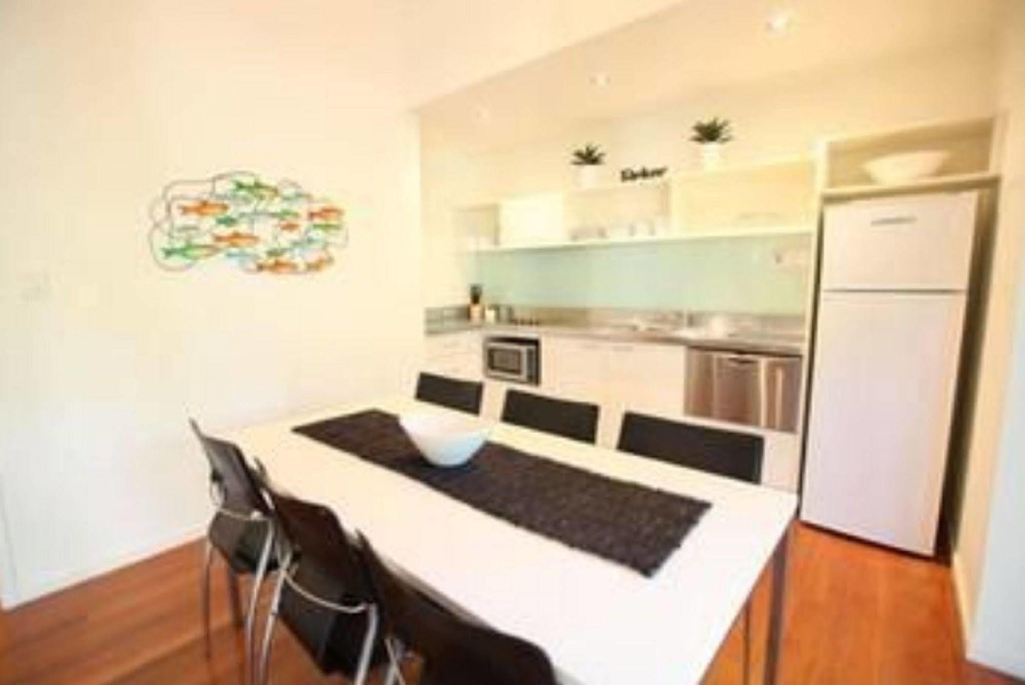 Mobys Beachside Retreat Блуис-Бич Экстерьер фото